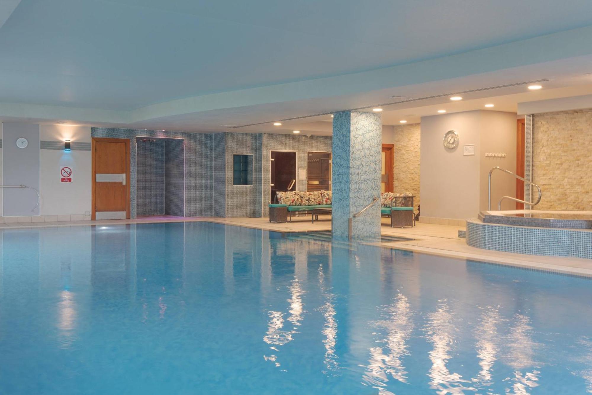 Delta Hotels by Marriott Cheltenham Chase Eksteriør bilde