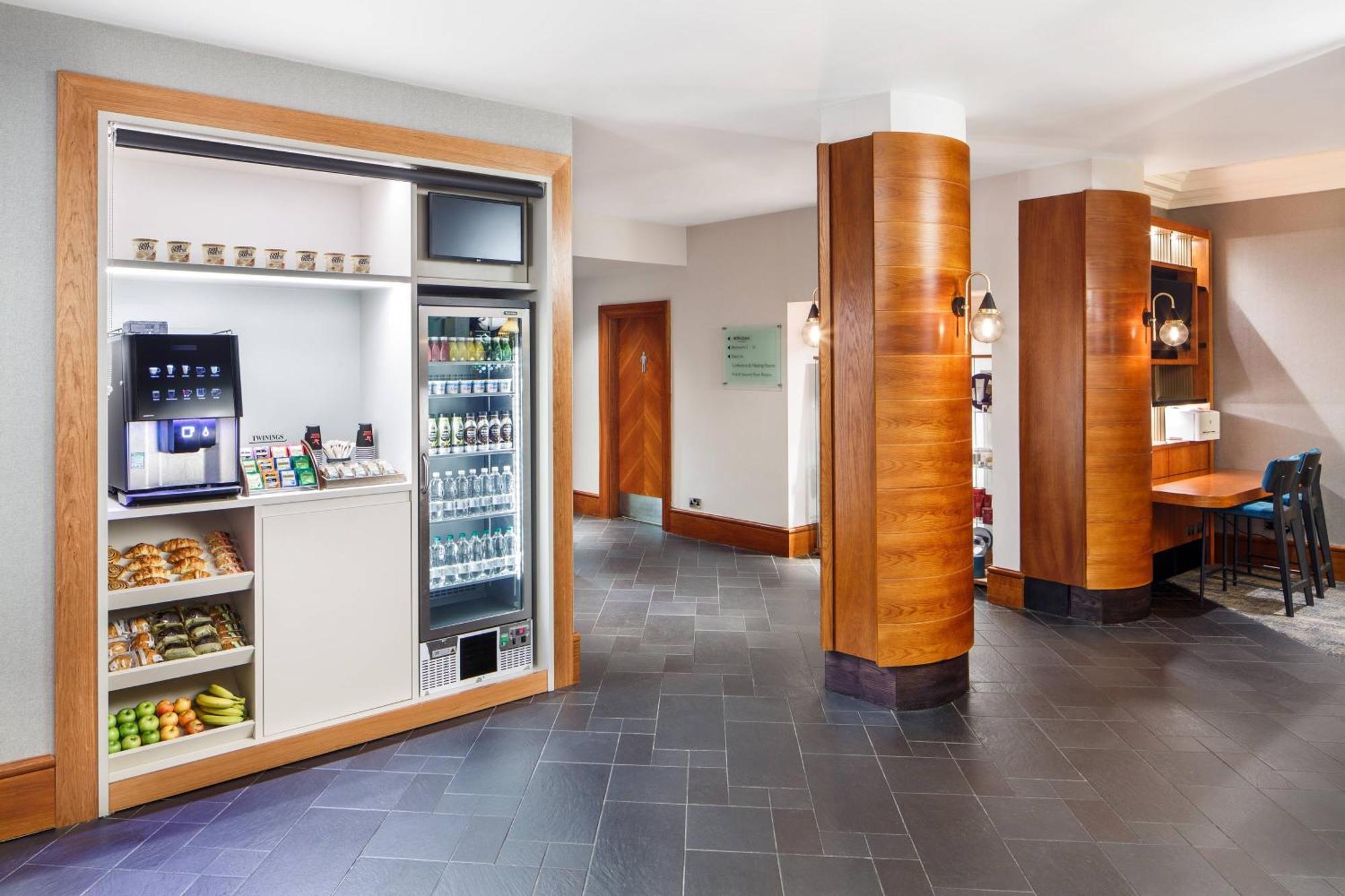 Delta Hotels by Marriott Cheltenham Chase Eksteriør bilde