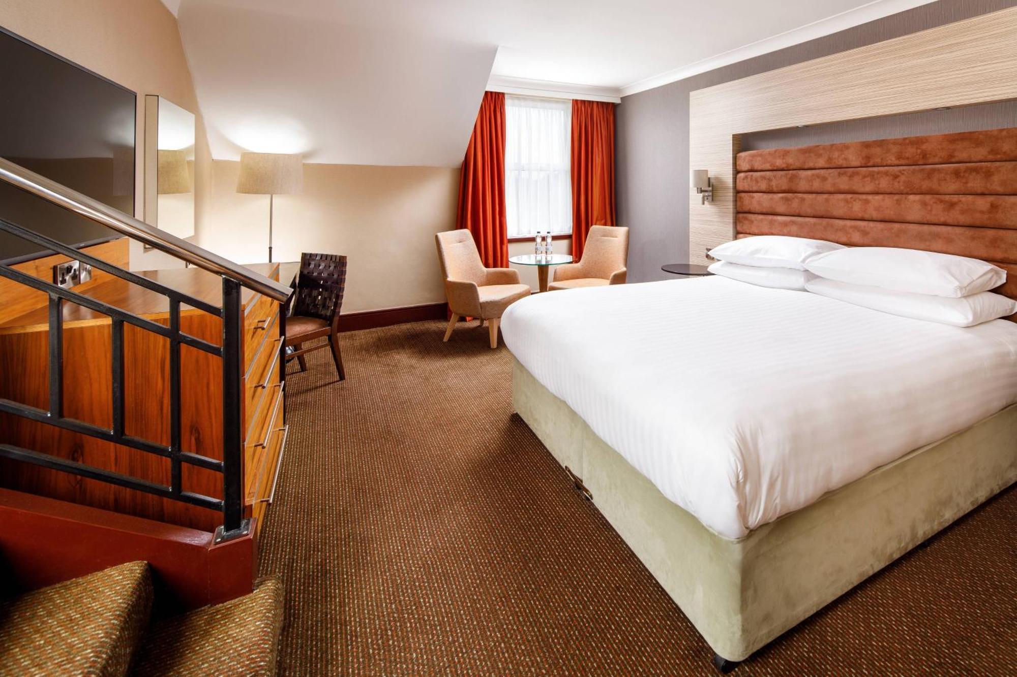 Delta Hotels by Marriott Cheltenham Chase Eksteriør bilde